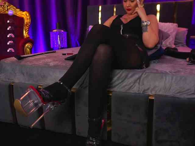 EmpressDesire webcam