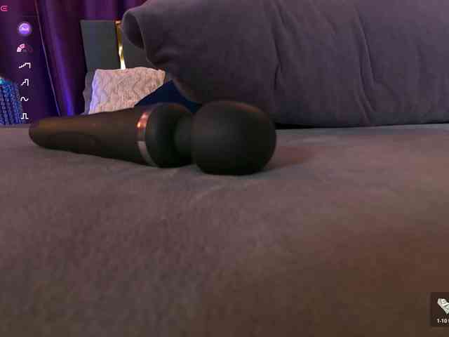 EmpressDesire Live Webcam on BongaCams