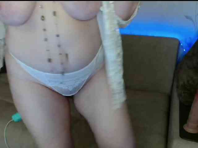 madam_x webcam