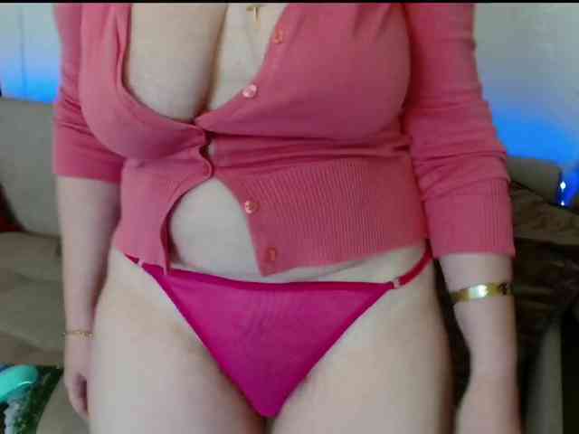 madam_x webcam