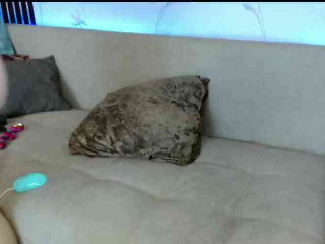 madam_x webcam