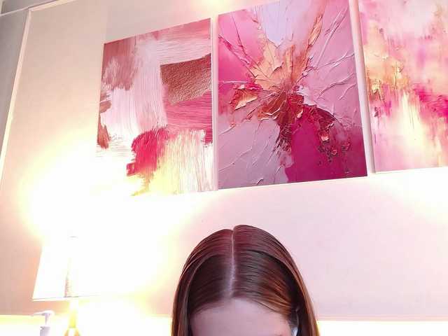 PrettyAriel live cam on BongaCams