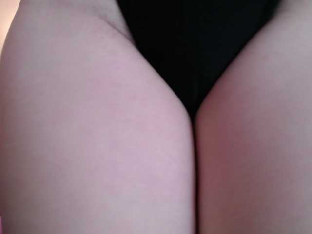 PrettyAriel live cam on BongaCams