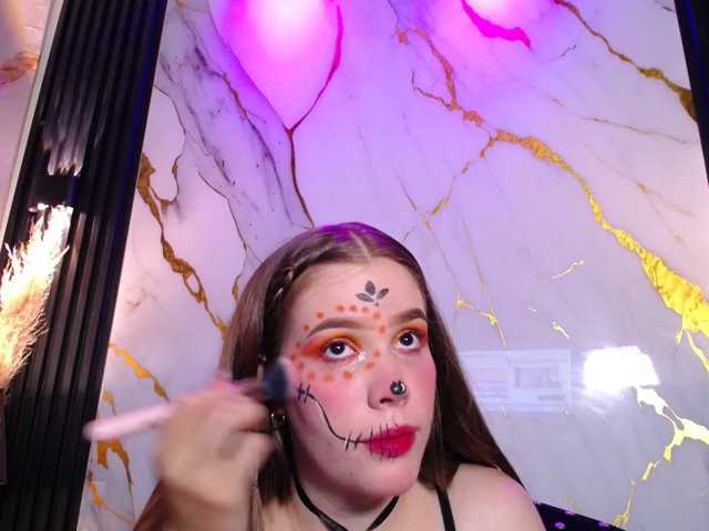 PrettyAriel live cam
