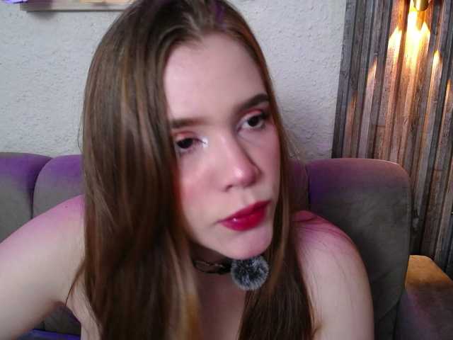 PrettyAriel live cam on BongaCams