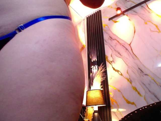 PrettyAriel live cam on BongaCams