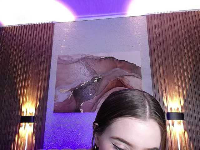 PrettyAriel live cam on BongaCams