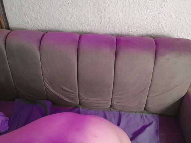 PrettyAriel live cam on BongaCams