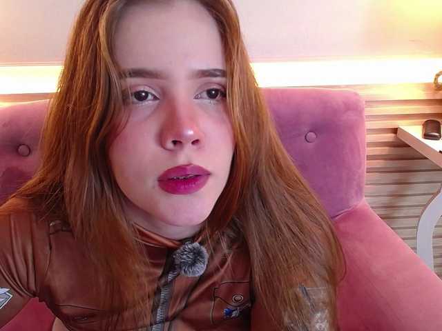 PrettyAriel live cam on BongaCams