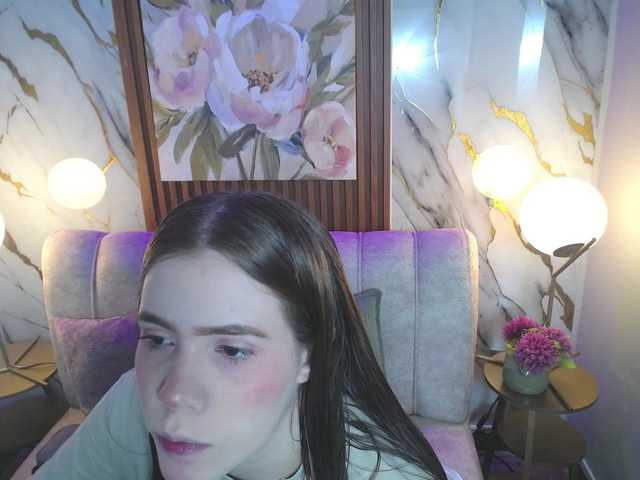 PrettyAriel live cam on BongaCams