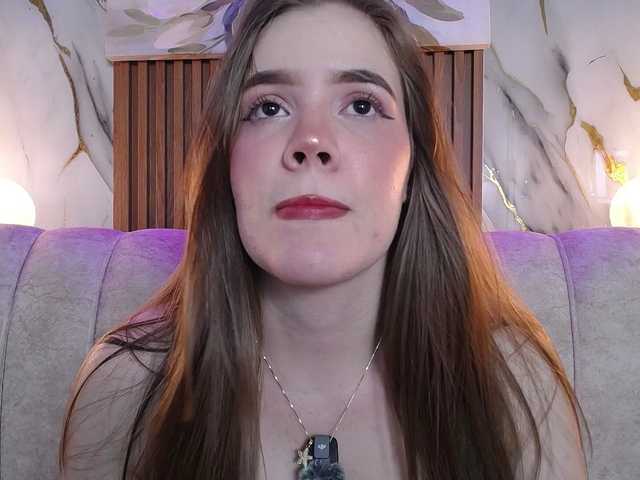 PrettyAriel live cam on BongaCams