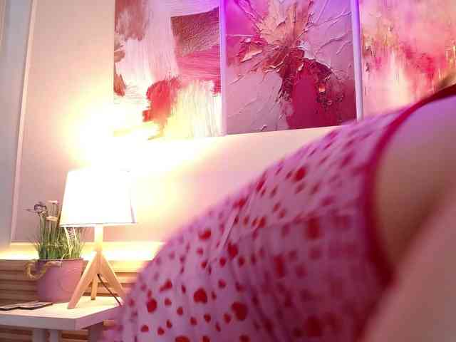 PrettyAriel webcam