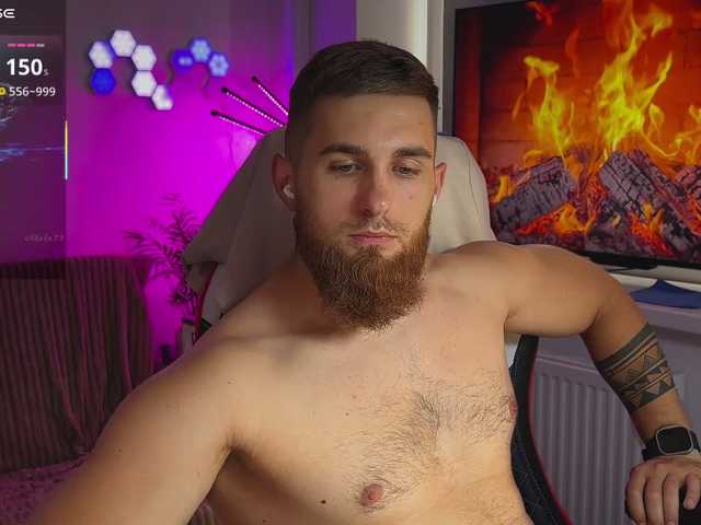 Sweet__boy live webcam show