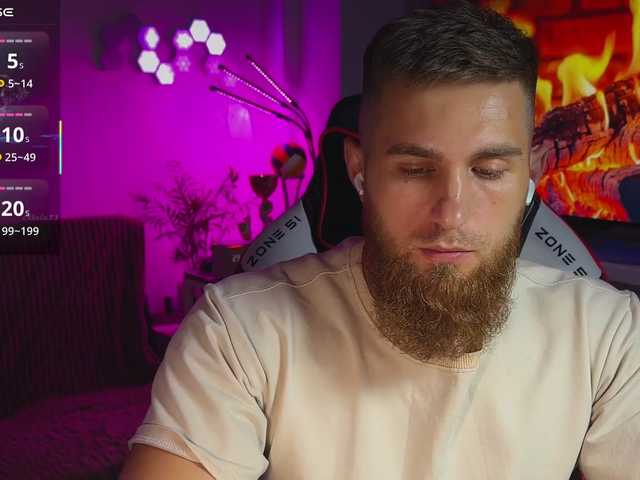 Sweet__boy live webcam show