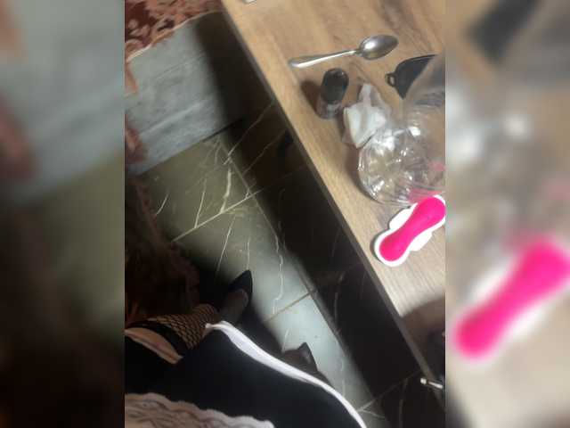 Maikl69Mila1 live cam on BongaCams