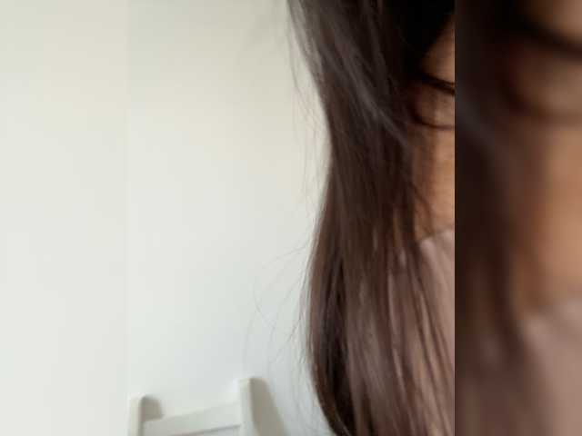 Kiss-krisss live cam on BongaCams