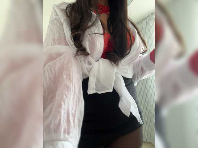 Kiss-krisss live cam on BongaCams