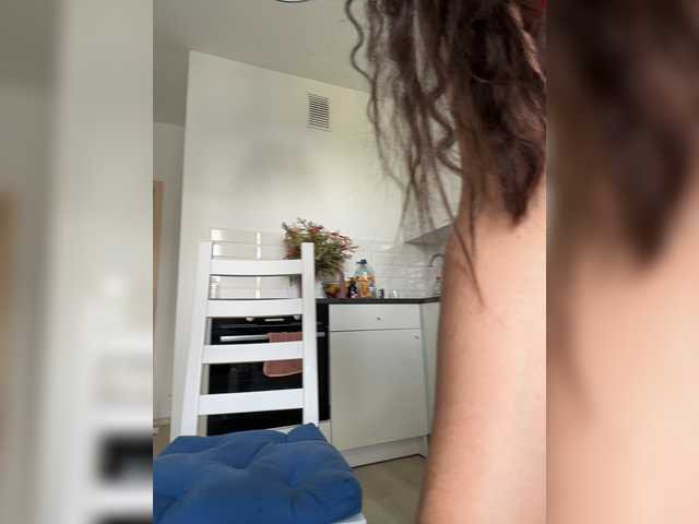 Kiss-krisss live cam on BongaCams