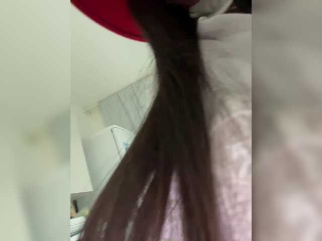 Kiss-krisss live cam on BongaCams