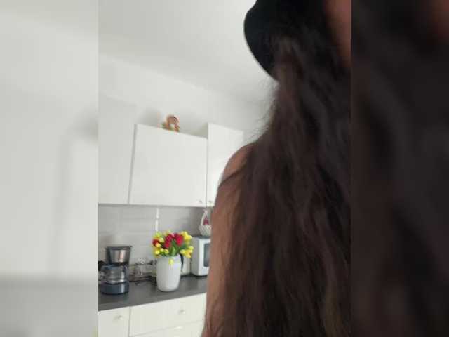 Kiss-krisss live cam on BongaCams
