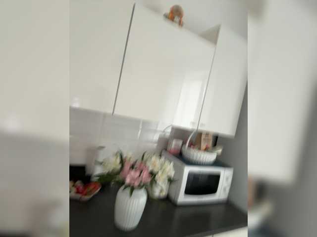 Kiss-krisss live cam on BongaCams