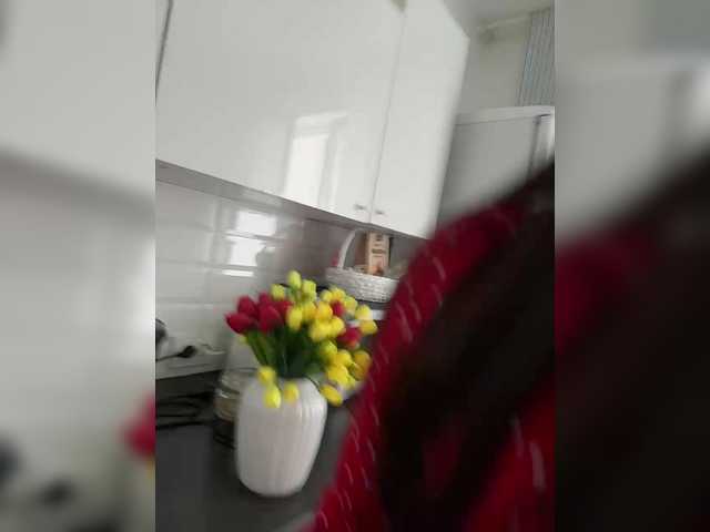 Kiss-krisss live cam on BongaCams