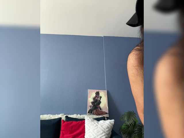 Kiss-krisss live webcam show