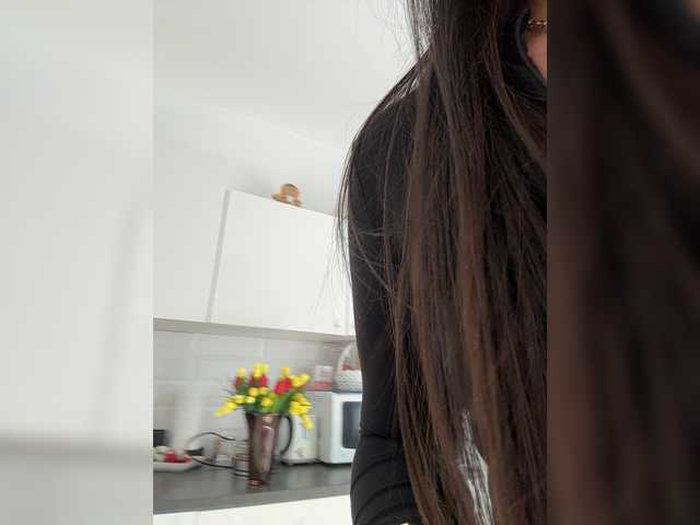 Kiss-krisss live cam on BongaCams