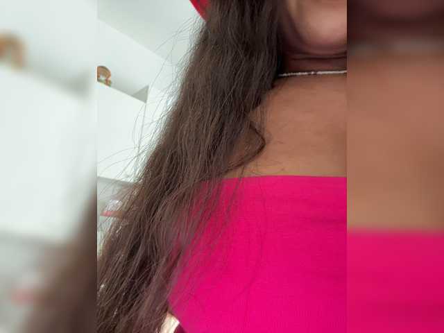 Kiss-krisss live cam on BongaCams