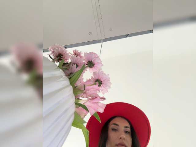 Kiss-krisss, en directo ahora en BongaCams