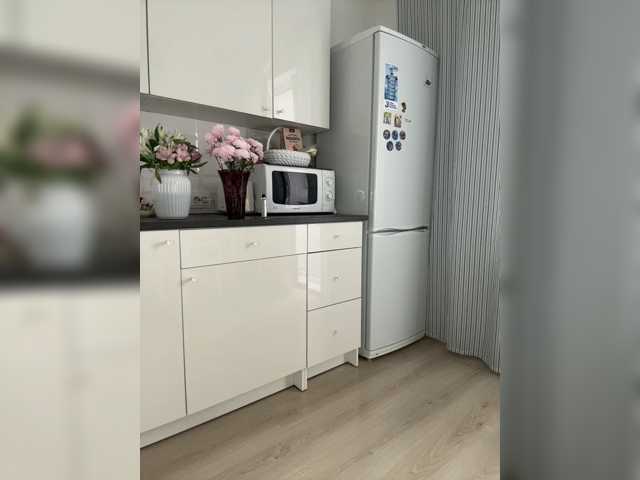 Kiss-krisss live cam on BongaCams