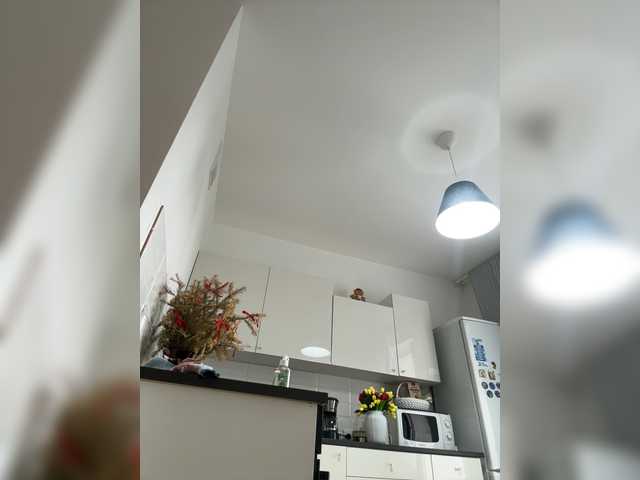 Kiss-krisss live cam on BongaCams