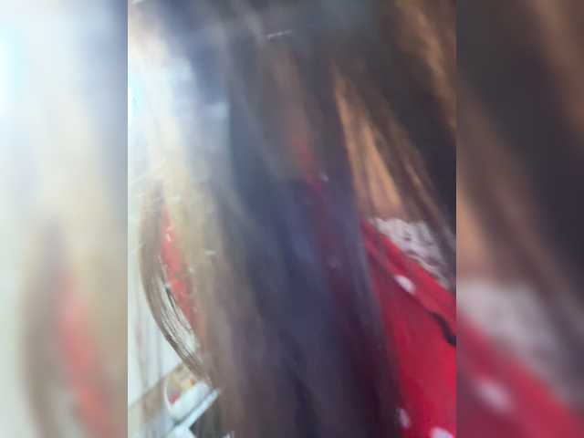 Kiss-krisss live cam on BongaCams