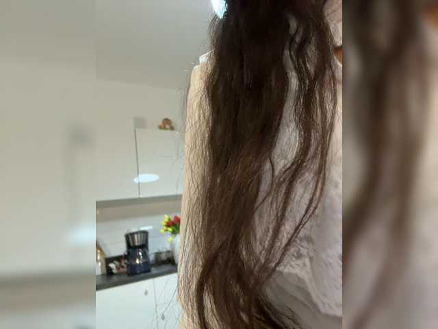 Kiss-krisss live cam on BongaCams
