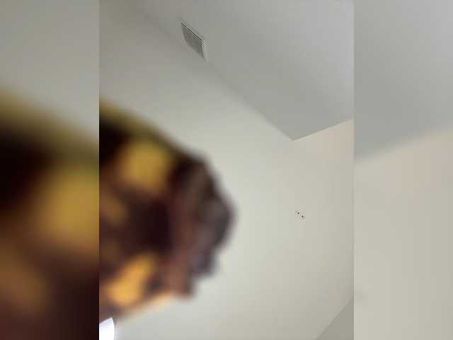 Kiss-krisss live cam on BongaCams