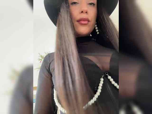 Kiss-krisss Live Webcam on BongaCams