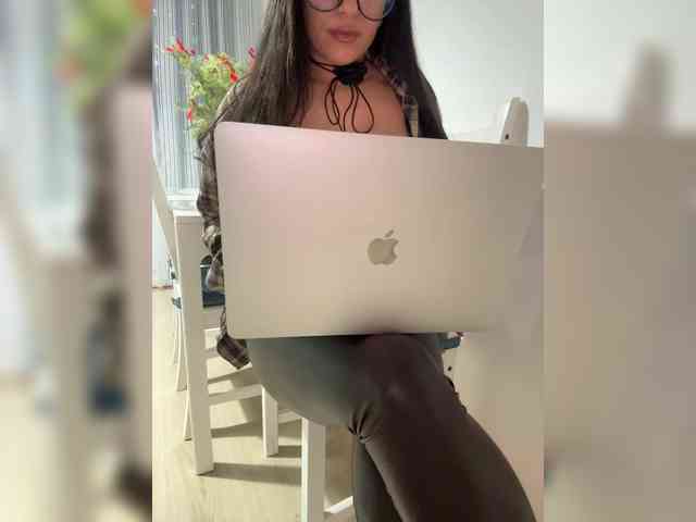 Liza_Klitorchuk webcam