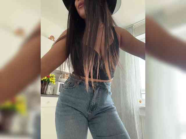 Liza_Klitorchuk webcam