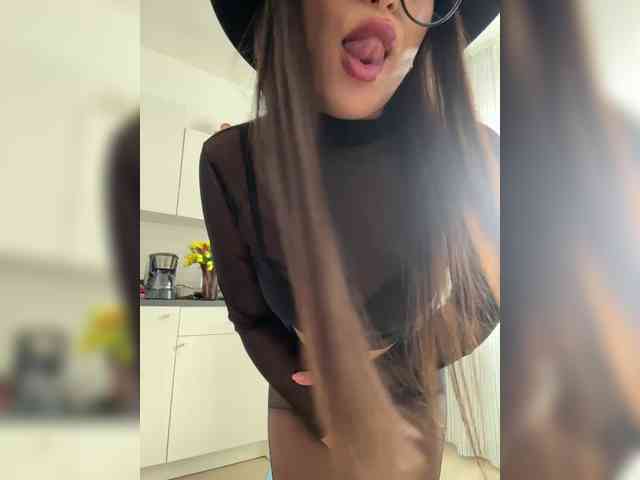 Liza_Klitorchuk webcam