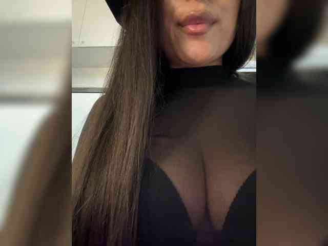 Kiss-krisss Sex Cam Show