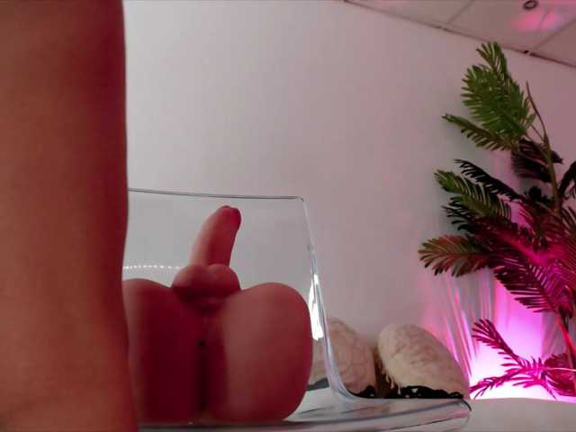 Yuukenzi live cam on BongaCams