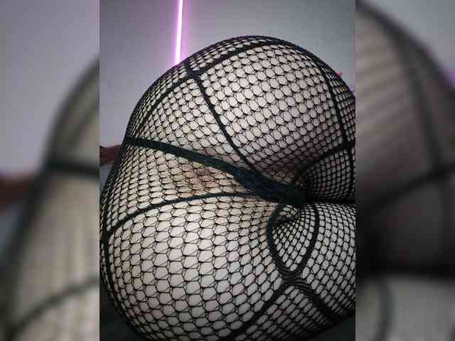 -Barbie-Size- webcam