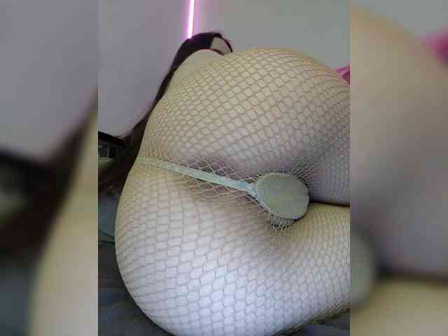 -Barbie-Size- webcam