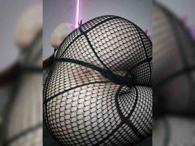 -Barbie-Size- webcam