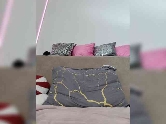 -Barbie-Size- webcam