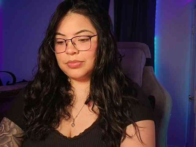 Drizzypeach's cam show statistics and live stream