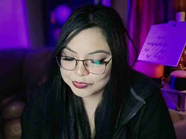 Drizzypeach Live Webcam on BongaCams