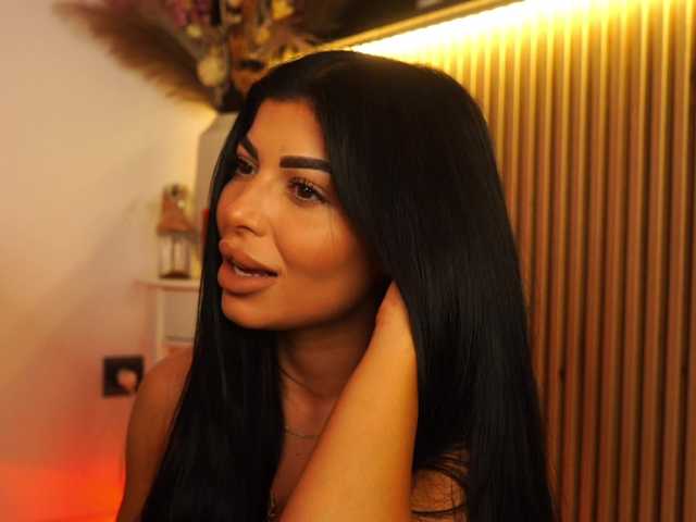 KimyBroox live cam on BongaCams