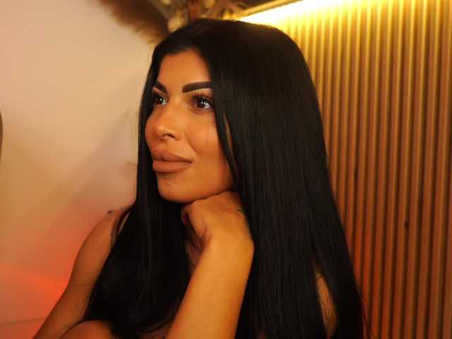 KimyBroox live cam on BongaCams