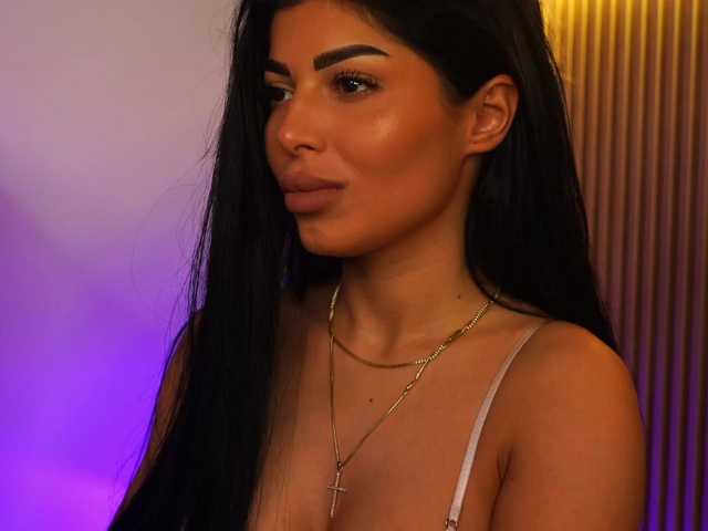 KimyBroox's BongaCams show and profile